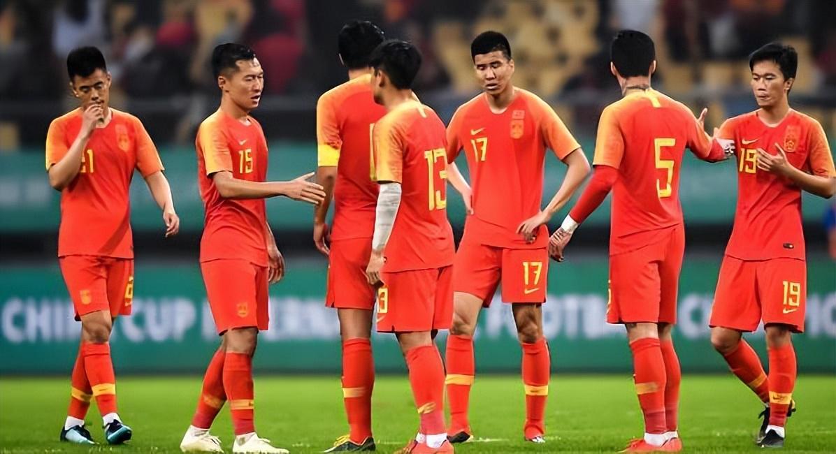 开云体育下载-本赛季中超还没开打！刘殿座就收到一份惊喜大礼，赢得球迷点赞